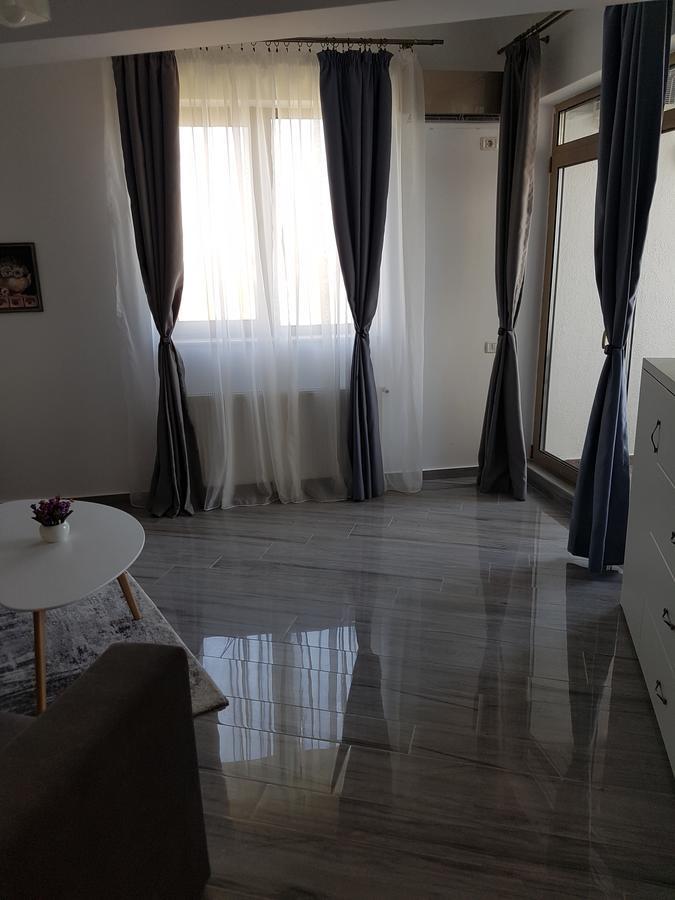 Frontal View By Twin Residence Mamaia Ngoại thất bức ảnh