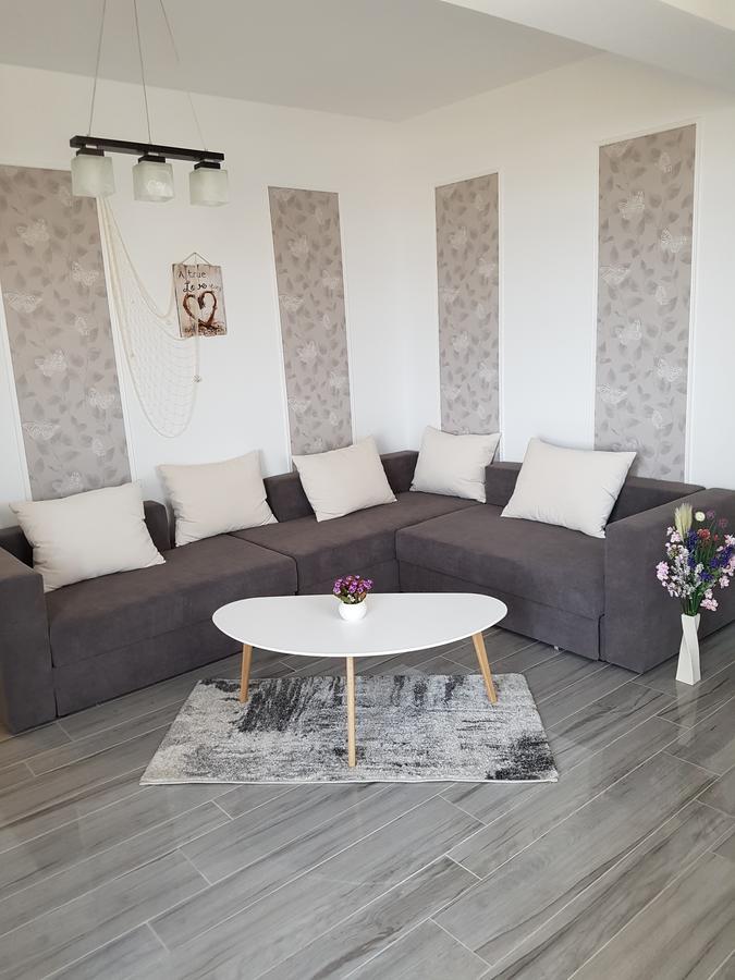 Frontal View By Twin Residence Mamaia Ngoại thất bức ảnh