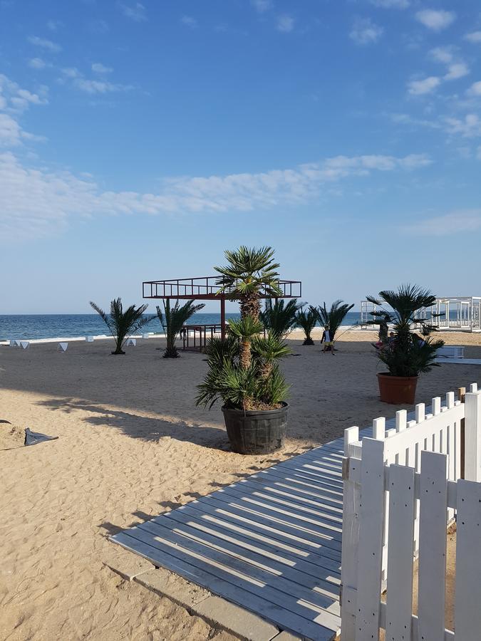 Frontal View By Twin Residence Mamaia Ngoại thất bức ảnh