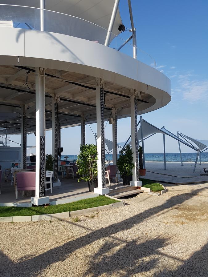 Frontal View By Twin Residence Mamaia Ngoại thất bức ảnh
